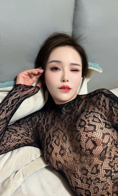 美少妇米娜-51花探