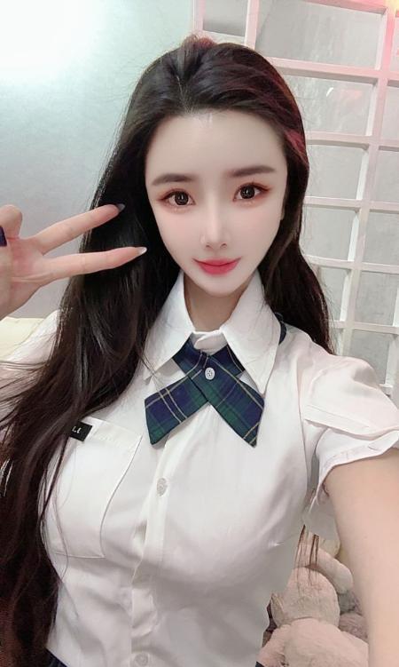 舌吻御姐七夏老师-51花探