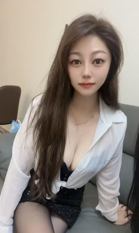 蜀山骚气冲天大奶妹-51花探